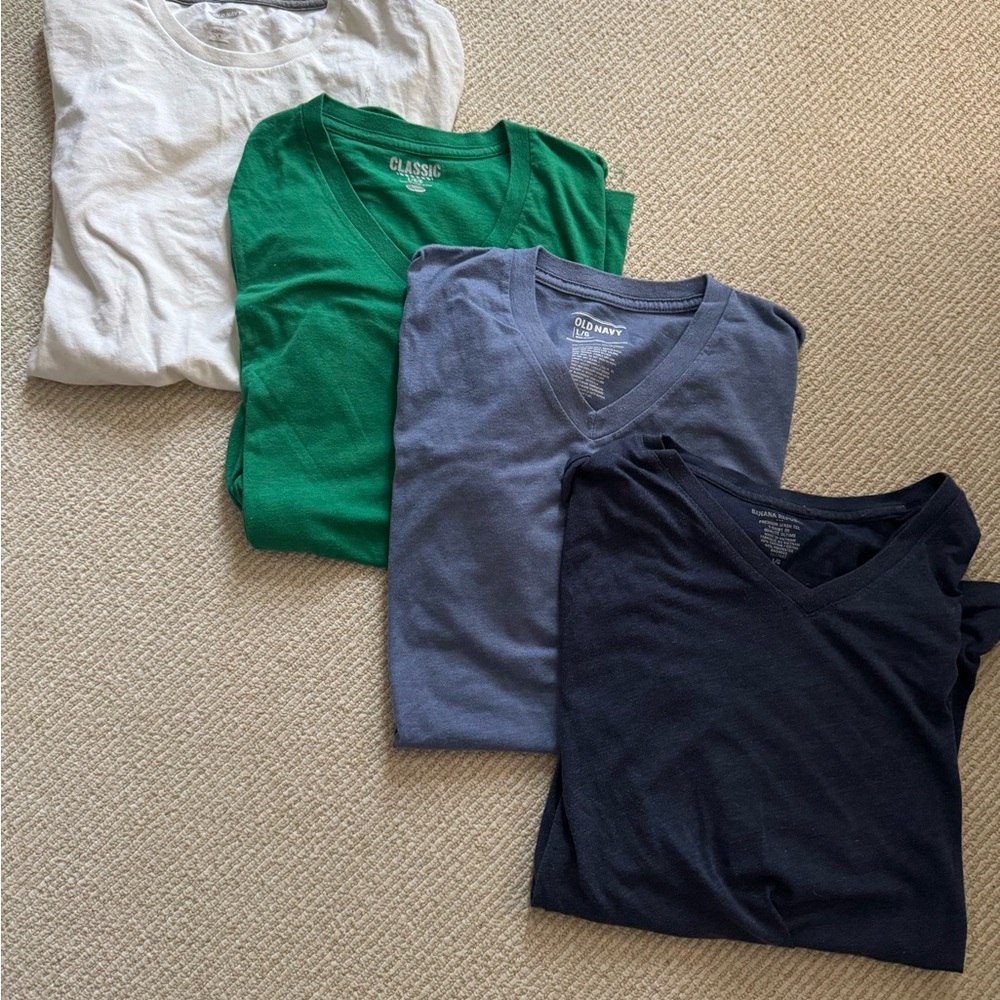 Men’s t shirts lot of 4 size L